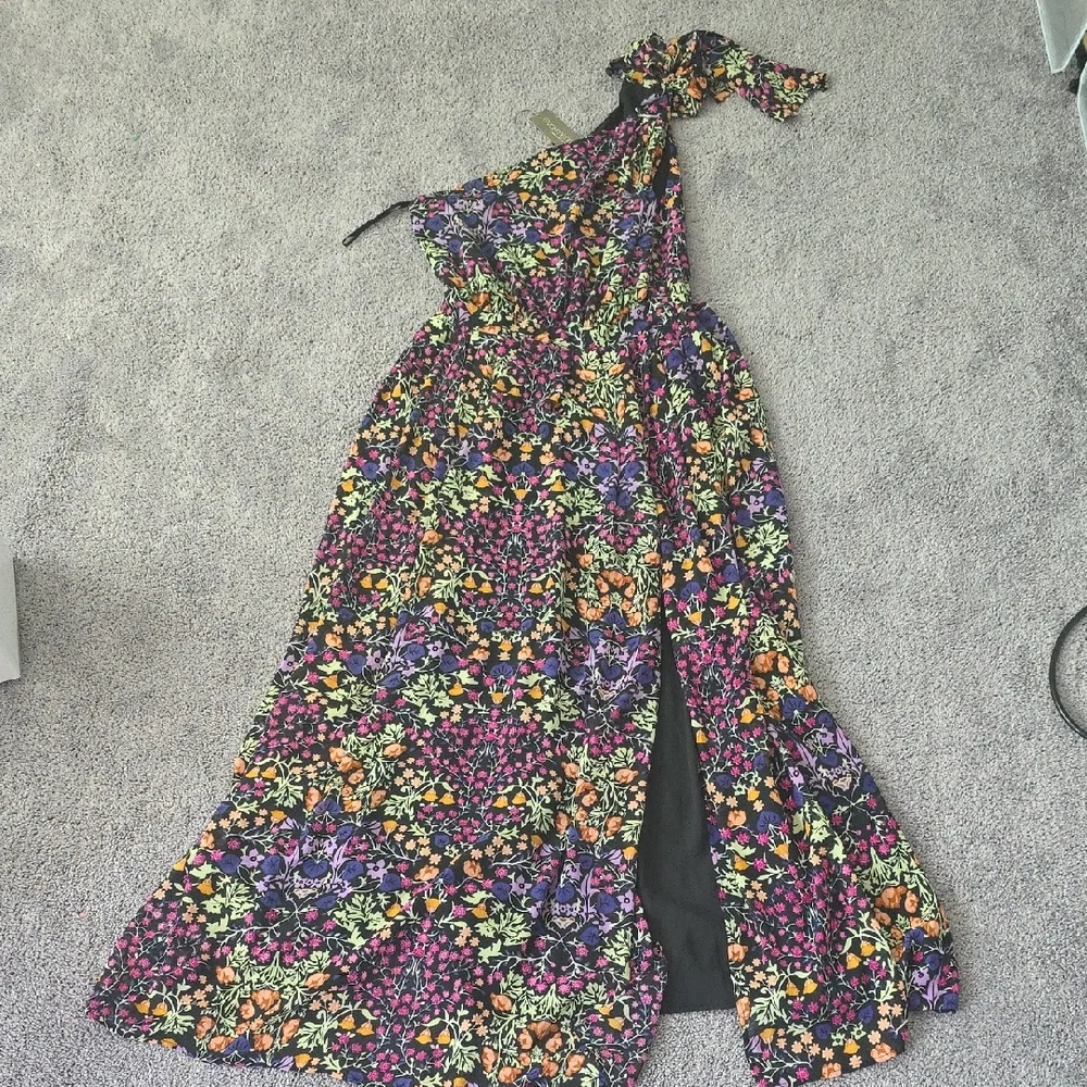 Floral One-Shoulder Maxi Dress - Picture 1 of 2
